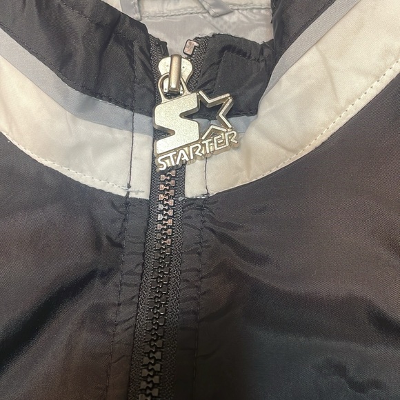 VINTAGE 90’s STARTER NFL Oakland Raiders Jacket Size XL Great Condition - Picture 4 of 6